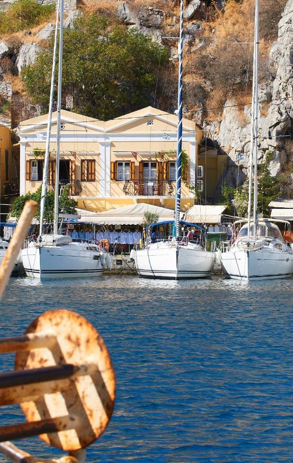 Symi Blue Port Apartment Exteriér fotografie